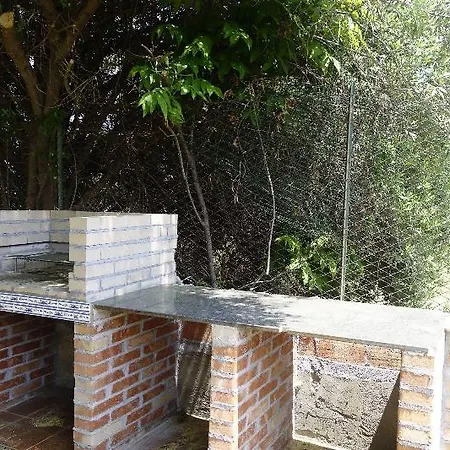 Palici לינה וארוחת בוקר גיארדיני נאקסוס