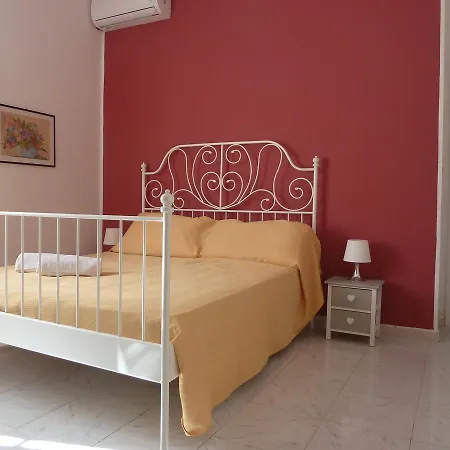 Couette-café Palici Giardini-Naxos