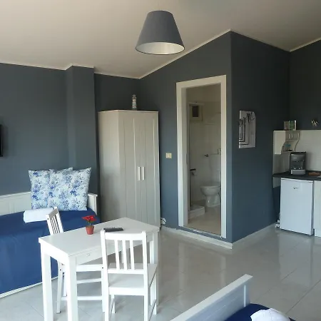 Couette-café Palici 3*
